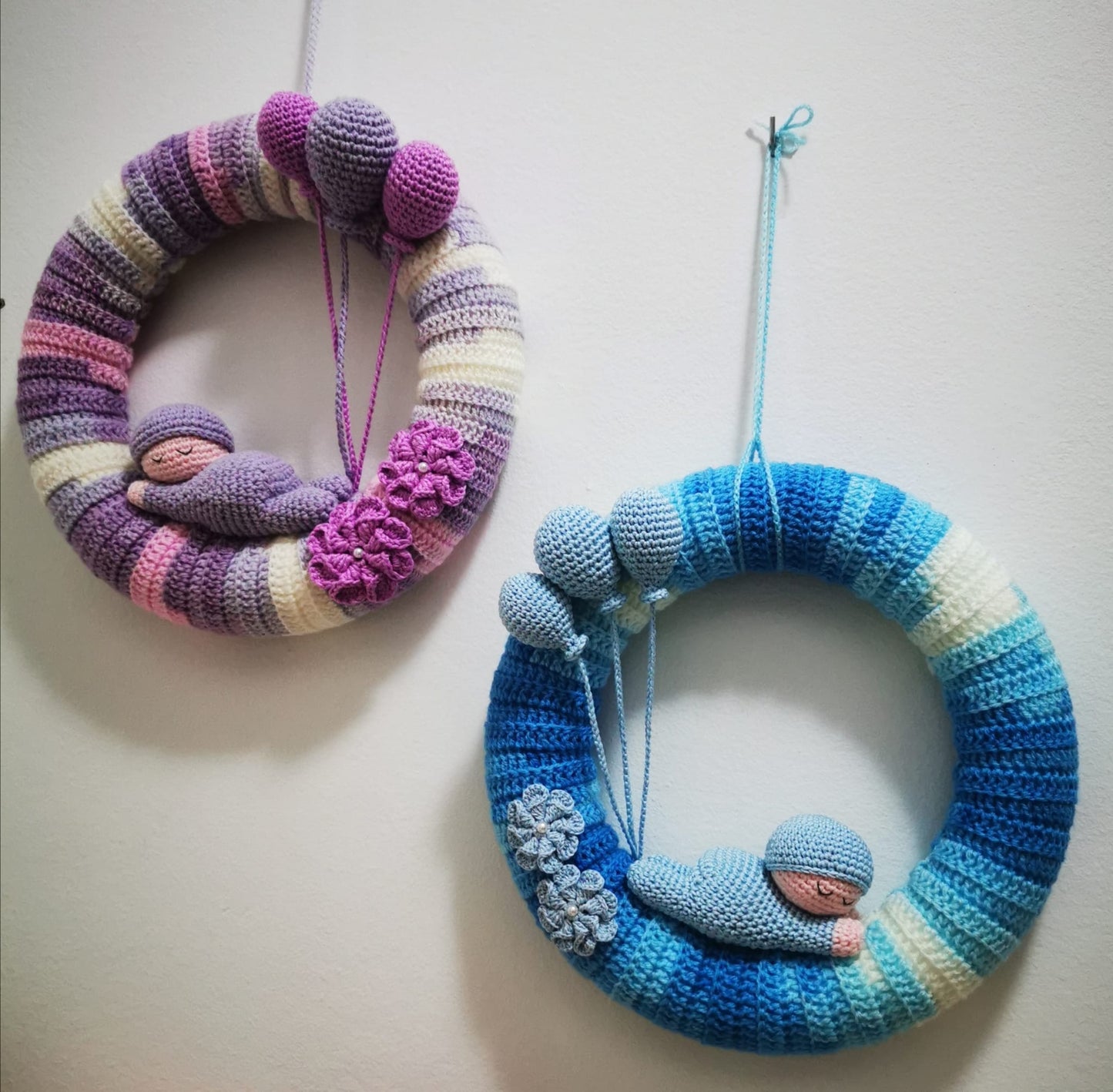 GHIRLANDA NASCITA ALL'UNCINETTO MISTO COTONE/ACRILICO