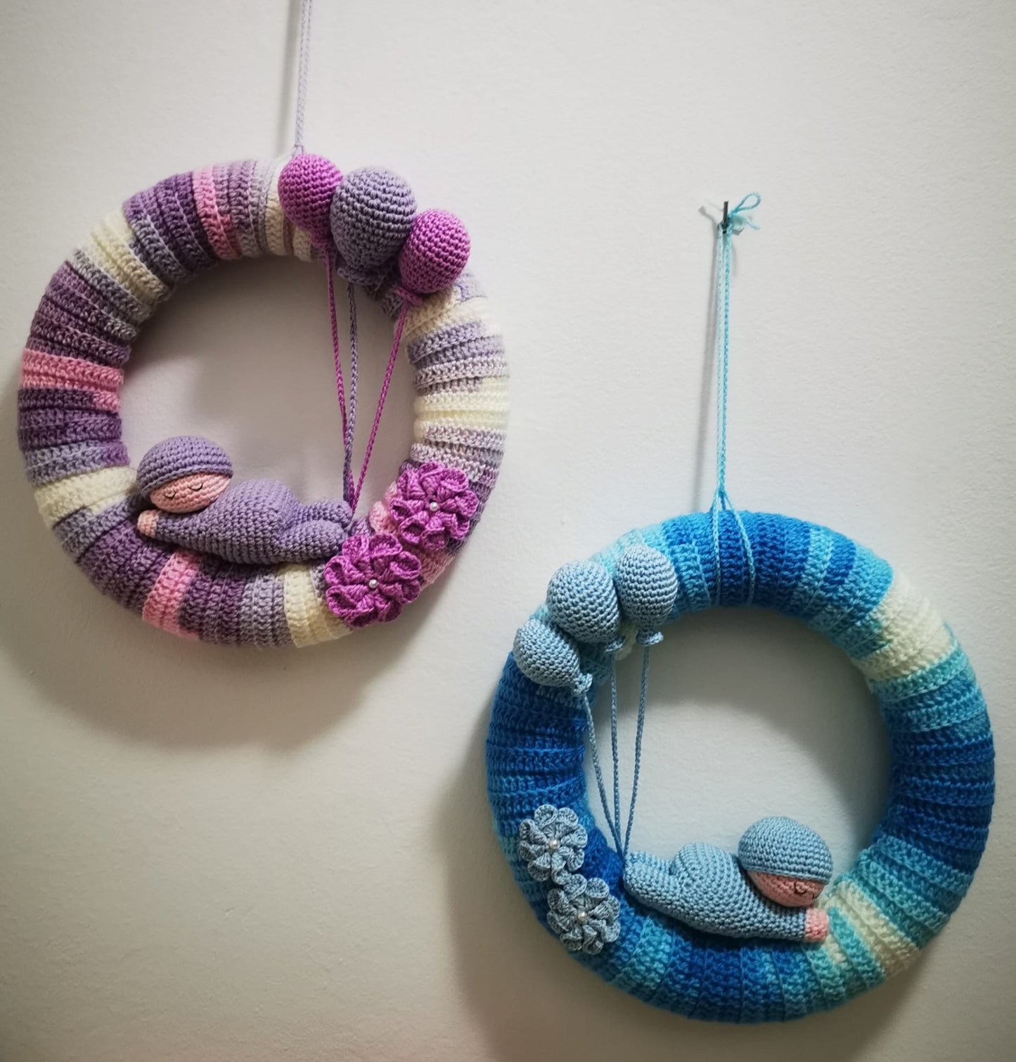 GHIRLANDA NASCITA ALL'UNCINETTO MISTO COTONE/ACRILICO